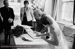 Wedding Photography-West Sussex Wedding Photographer-Spread Eagle Hotel_016.jpg